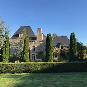 Hébergement de vacances La Chapelle - Manoir Le Plessix Madeuc, Corseul